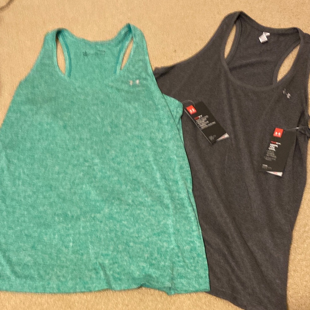 New with tags women’s Under Armour tank tops size large